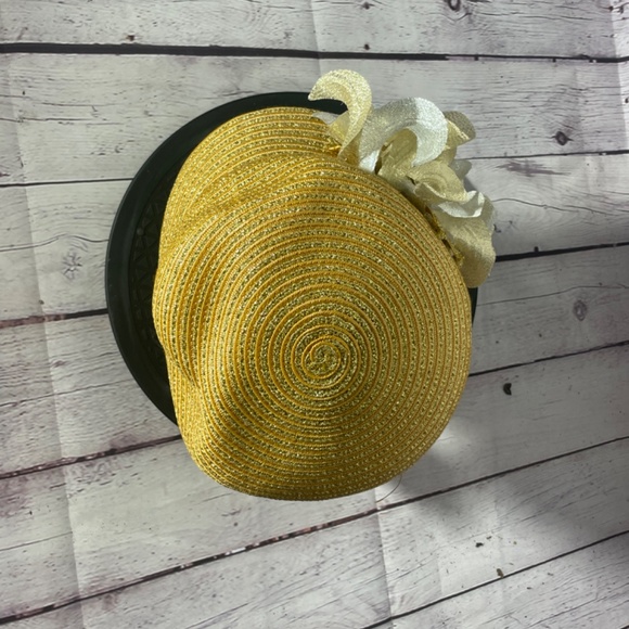 Gabriel Amar for Frank Clive Women’s Hat Gold - Picture 6 of 8